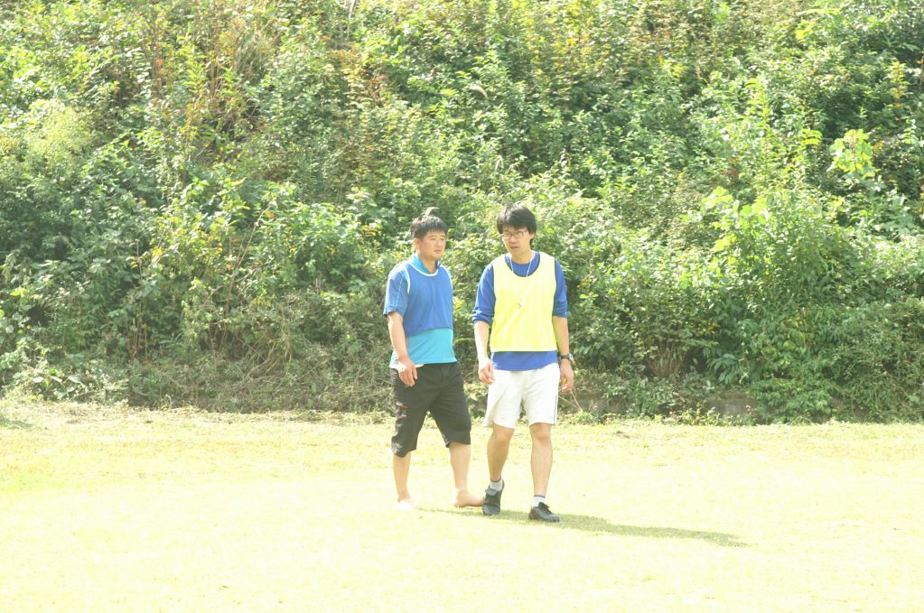 PICT0147.JPG : 2012 체육대회 - 축구