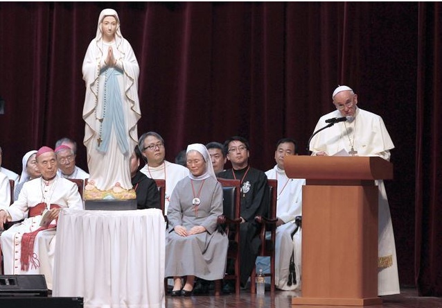 교황님.jpg : 프란치스코 교황님 강론 : 한국 수도 공동체들과의 만남중에서